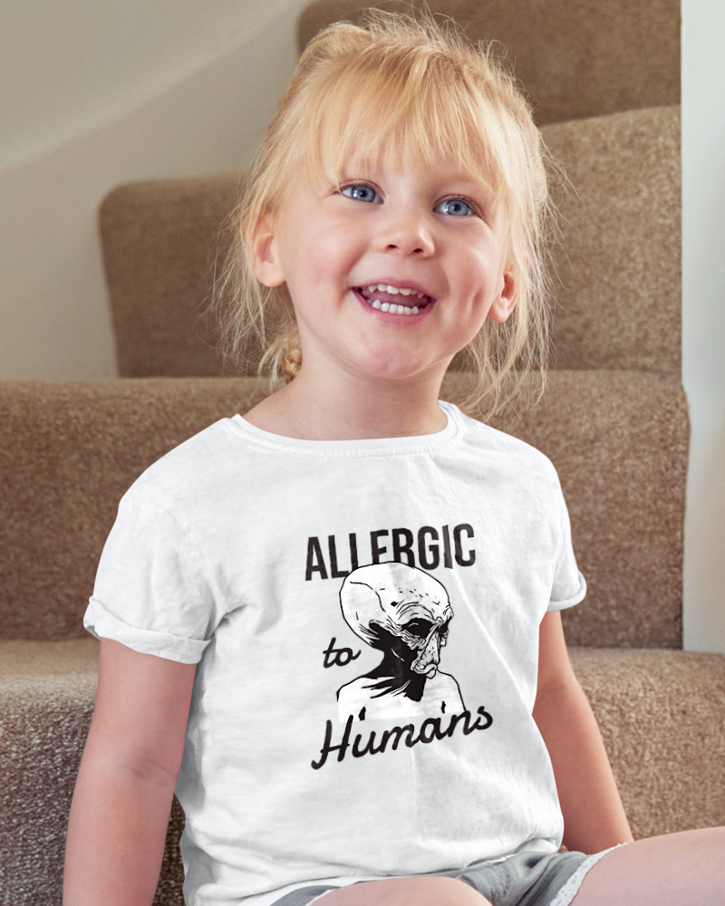 Aliens Allergic To Stupid People - Image 2