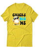 T-Shirt Αντρικό - Chicks Dig Me - Color Thumbnail Χρυσό Κίτρινο